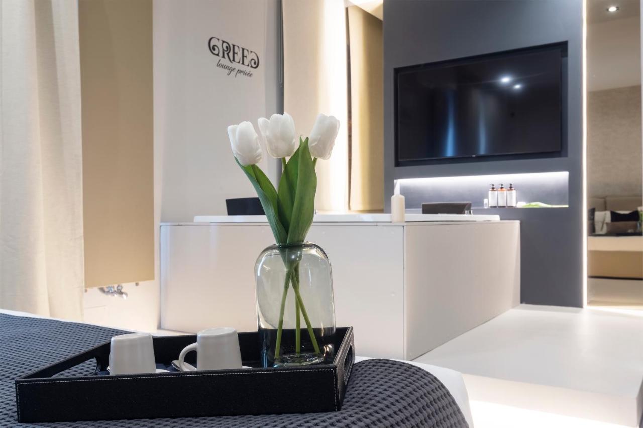 Ostia Holiday Greed Lounge Privee Exteriör bild