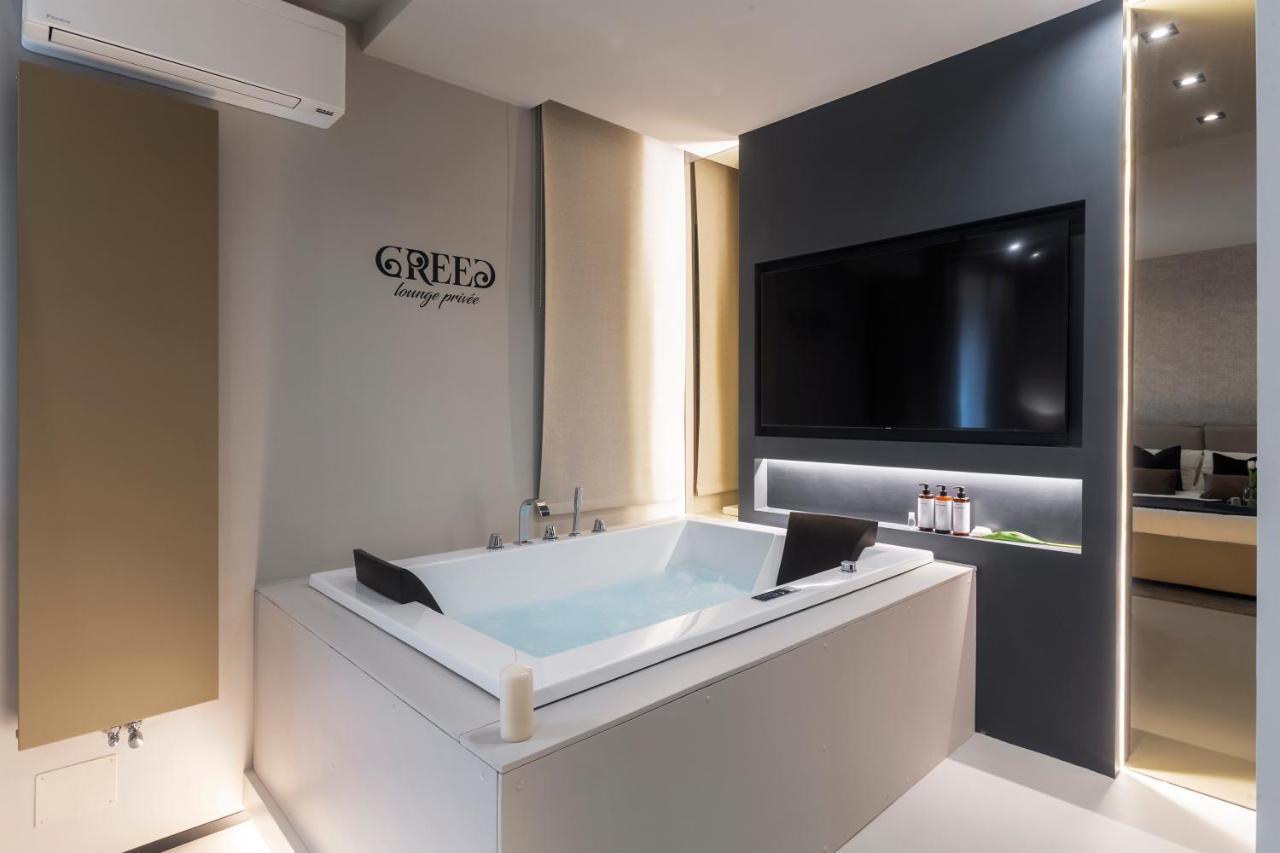 Ostia Holiday Greed Lounge Privee Exteriör bild