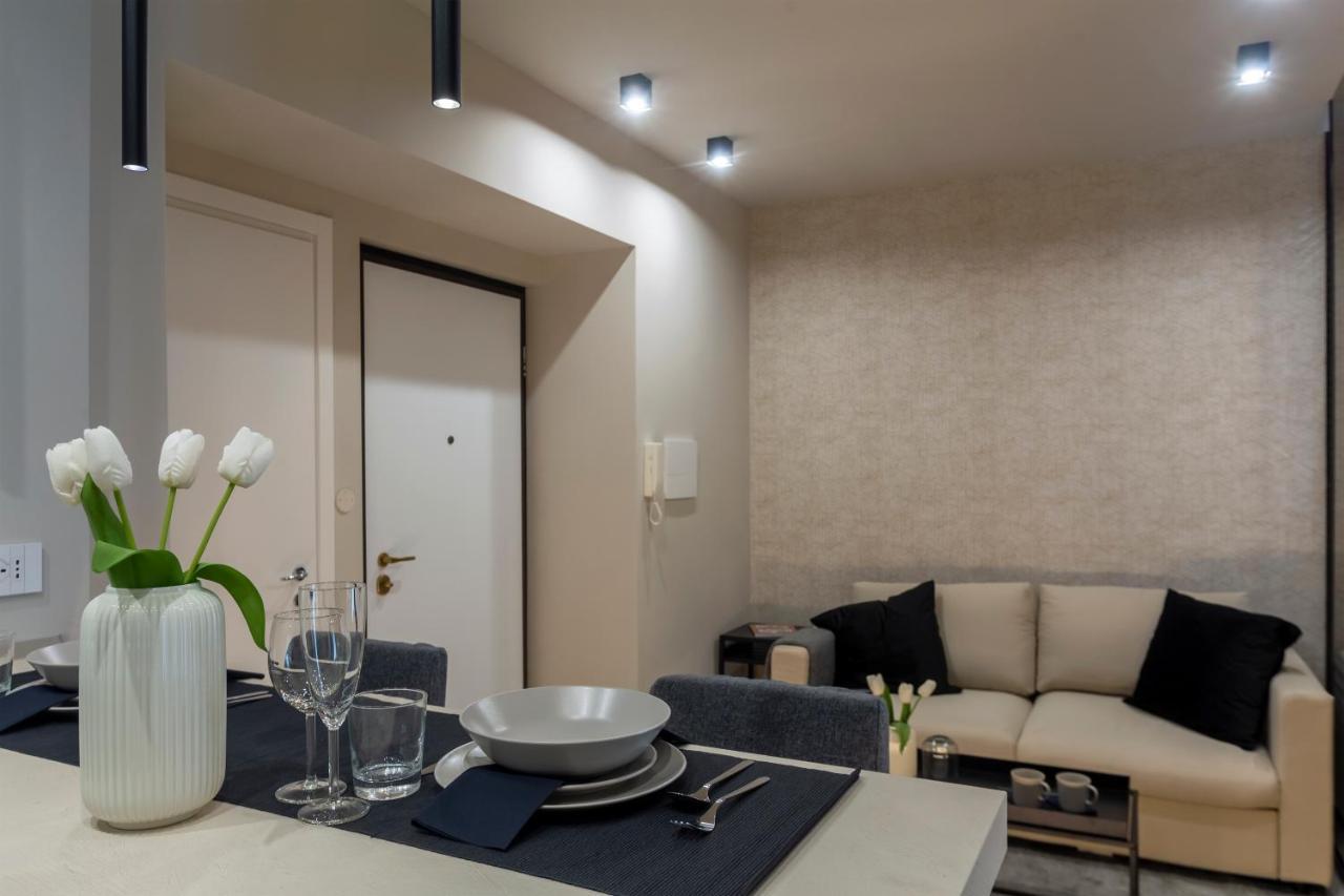 Ostia Holiday Greed Lounge Privee Exteriör bild